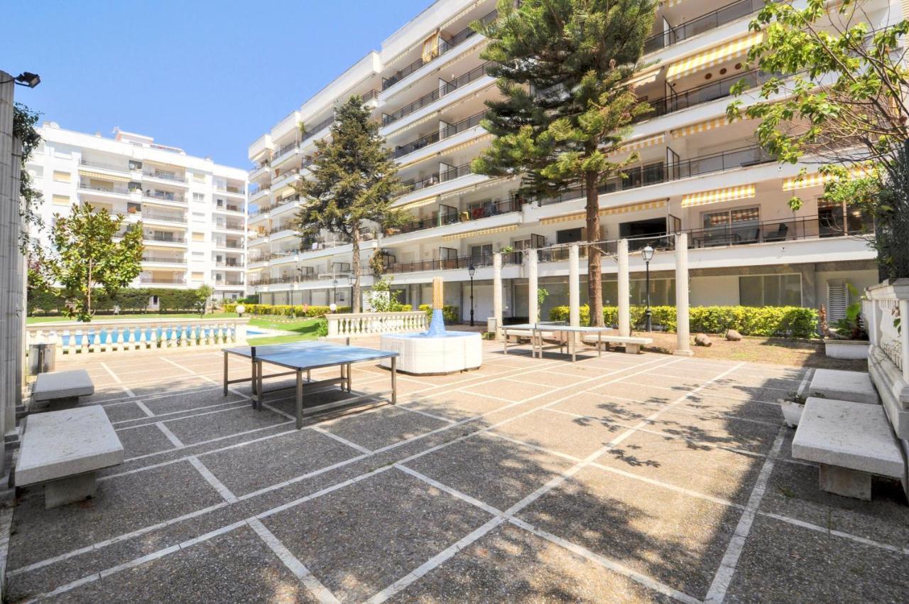 Apartment Alva Lloretholiday Lloret de Mar Zewnętrze zdjęcie